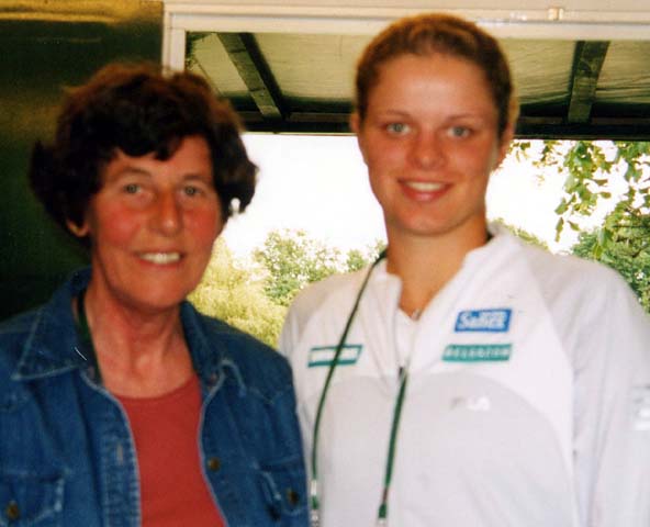 Corrie & Kim Clijsters in Wimbledon stringing room